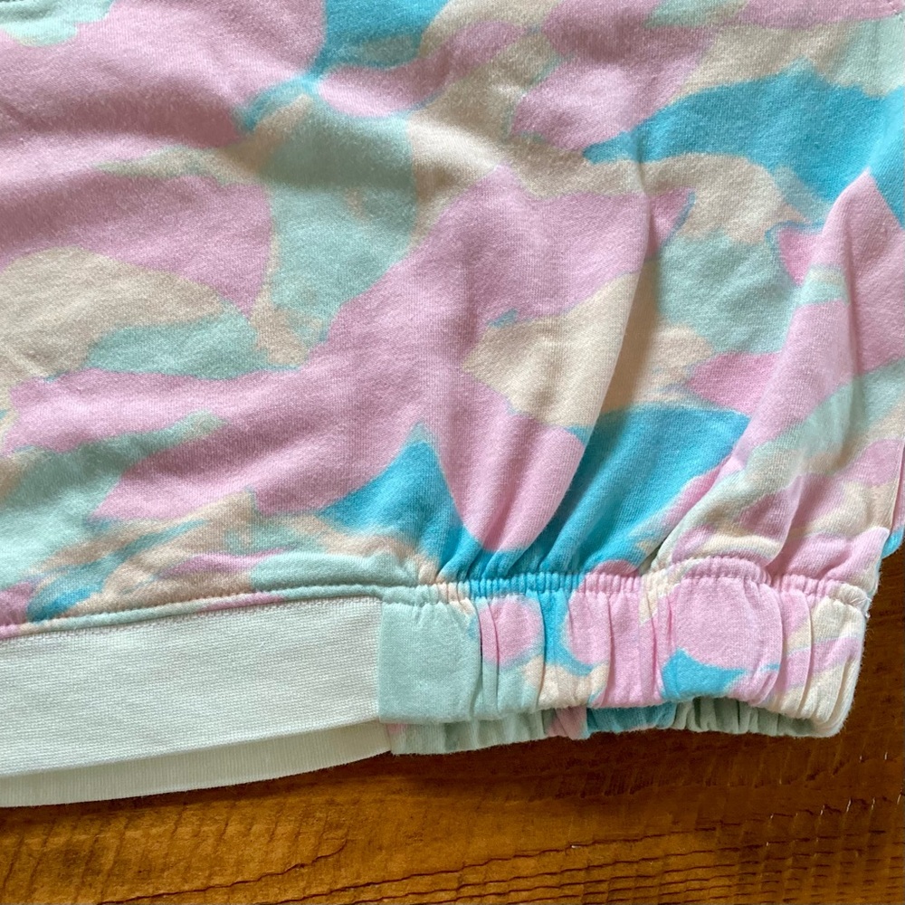 Nordstrom Abound Pink Blue Watercolor Painted Cropped Camo Sweatshirt Size L - Picture 5 of 7